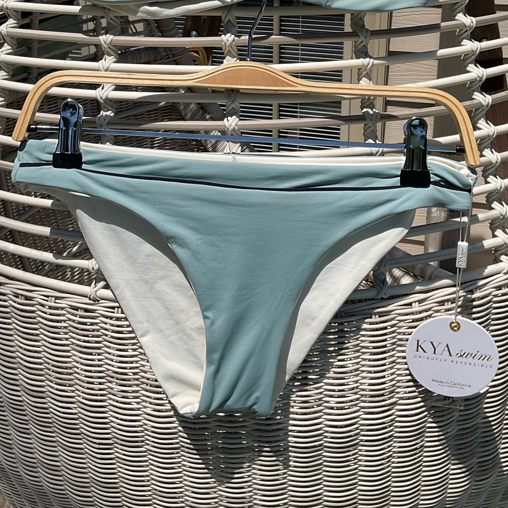 NWT Kya Swim Reversible “Jessie” Bikini Bottom - Mist / Shell